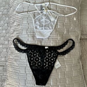 NWT INTIMISSIMI SET OF 2 THONGS